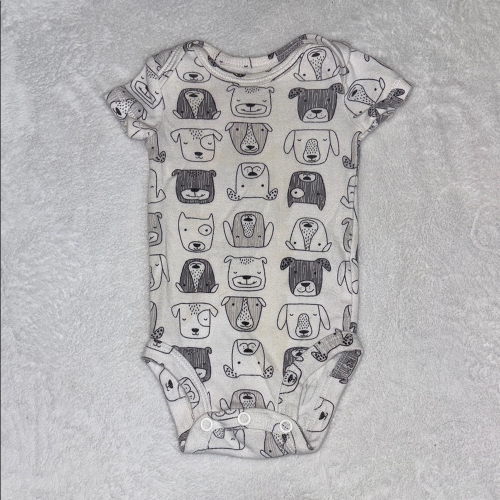 (3 for $10) carters Adorable Animal Print Baby Onesie bodysuit